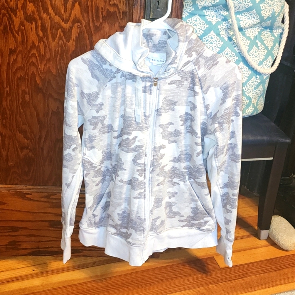 Athleta Truimph Hoodie